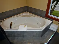 Super 8 by Wyndham Sault Ste Marie on