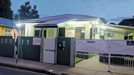 Woodbrook on the Avenue Отели рядом с достопримечательностью «Dattatreya Temple and Hanuman Statue»