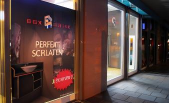 10. BoxHotel..