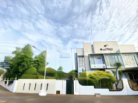 Omah Ulfah Homestay Các khách sạn ở Banyuwangi Sub-District
