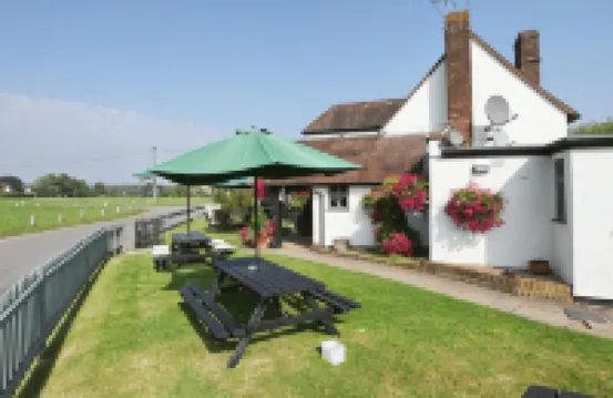 The Potters Arms