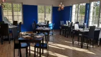 Logis Hôtel Restaurant le 1050 Hotels in Tence