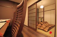Funhouse Kaori Hotel a Nagaokakyō