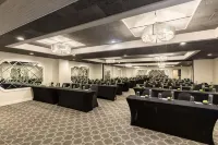 The Hub Murray Hill, BW Premier Collection Hotels in Summit