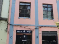 Hostal Amigo Hotels near Palacio de Correos