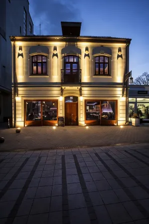 Zuckmann Villa Отели в г. Пьештяны