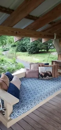 The CABIN on CULVER CHRISTMAS TREE FARM