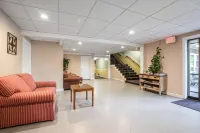 TiltonLodge Inn & Suites Hotels in Tilton