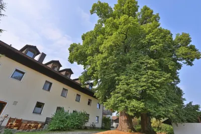 Hotel Bockmaier Các khách sạn ở Glonn