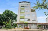 Aparta Hotel EcoSuite - Bãi đậu xe