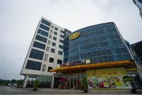The Lively Hotel Kualanamu Hotel a Sena