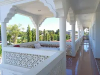 Milalana Guest Hotel & Residences