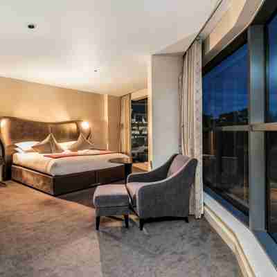 Brooklands Hotel Surrey Rooms