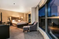 Brooklands Hotel Surrey Hotel di 