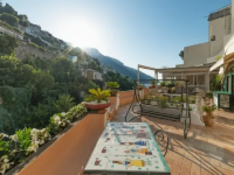 กาซาเตเรซา โรงแรมในโพสิตาโน่