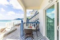 Sebastian's on the Beach Hotel - Mountain view