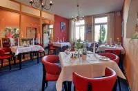 Hotel Im Schützenhof, Jever - breakfast