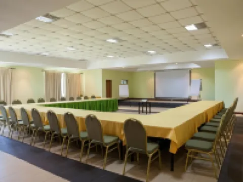 大猩猩火山酒店 魯亨蓋里酒店