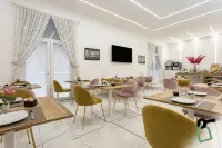 Hotiday Room Collection - Napoli Sant'Arcangelo