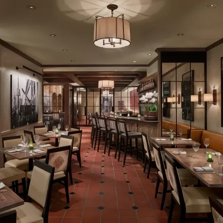 Penn's View Hotel Philadelphia Отели рядом с достопримечательностью «Франклин Корт»