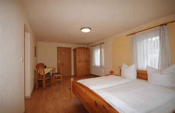 柯萊特奧伊賓旅館酒店