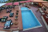 Diamond Suites