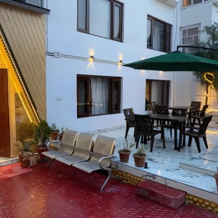Hotel Young Mamta