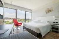 Life Hotel فنادق في پونته سن پیترو