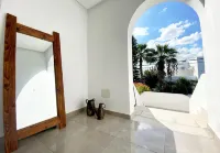 Le Safran Apt r Nov Spacieux et Central Marsa Hotels in der Nähe von Karthago