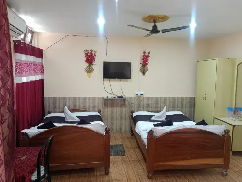Hotel gayatri Hotels in Nalbari