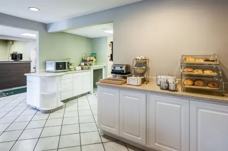 Quality Inn Solomons - Beacon Marina