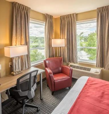 Super 8 by Wyndham Mont Laurier Hotels in Mont-Laurier