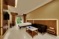 財富飯店 Jada Tirtham附近的飯店