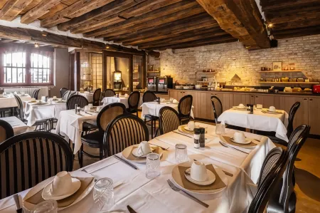 Hotel Ter Brughe by CW Hotel Collection Отели рядом с достопримечательностью «Памятник Симону Стевину»