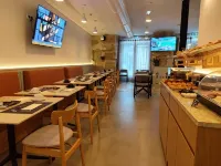 Bacalhoeiros 125 Hotel