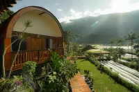 폰다누 리빙 푸라 울룬 다누 브라탄 주변 호텔