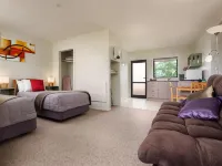 Longbourne Lodge Motel Mosgiel Hotels in Mosgiel