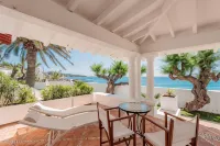 The Sea Club