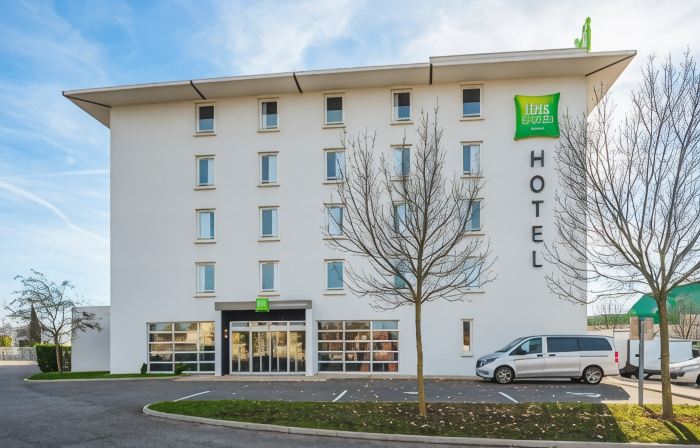 Ibis Styles Lyon Meyzieu Arena Stadium