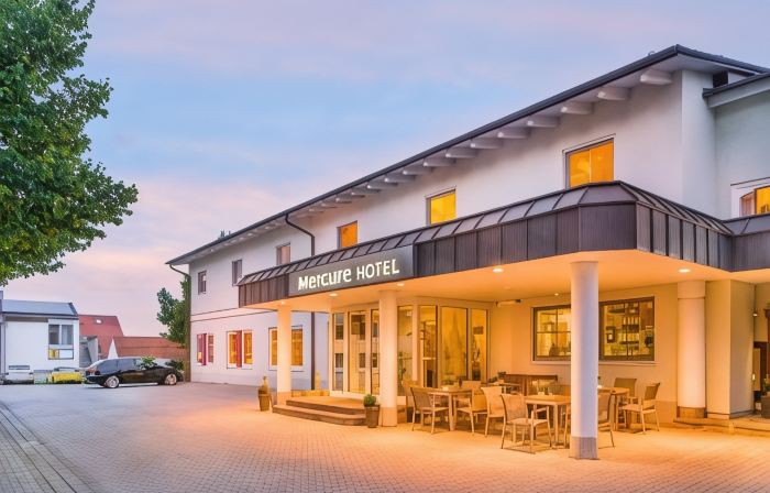 英戈爾施塔特美居酒店