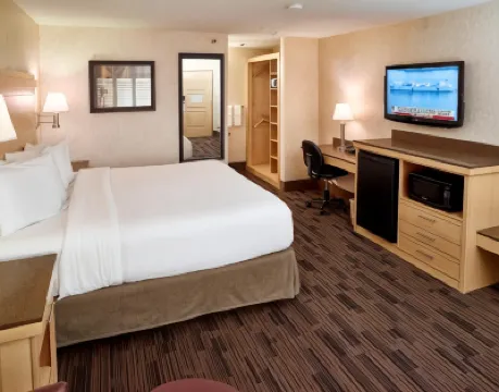 Livinn Hotel Minneapolis North / Fridley Hotels in 
