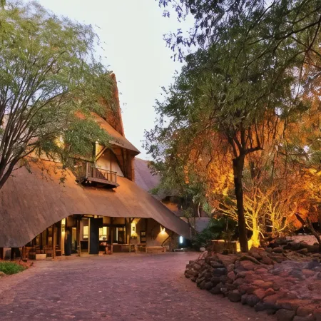 Victoria Falls Safari Lodge