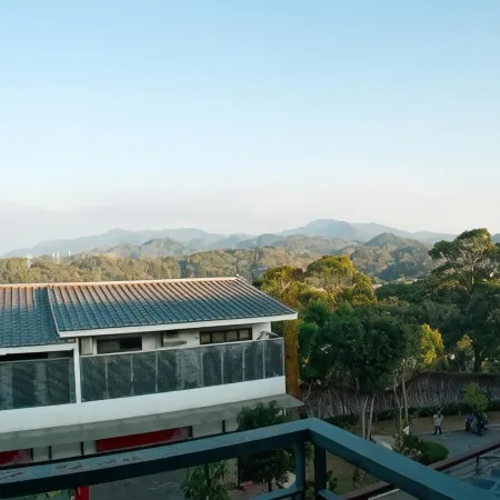 Sanyi Happiness Bed and Breakfasts