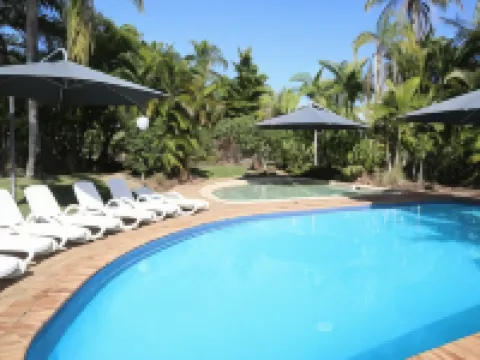 เคลลีบีชรีสอร์ท โรงแรมในบันดาเบิร์ก