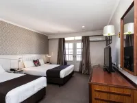 Country Comfort Amity Motel Hotels in Albany