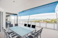 Spinnakers by Rockingham Apartments