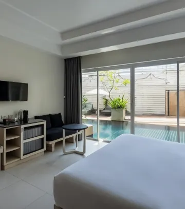 ห้องติดสระน้ำ