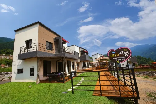 Chungju Hosumauel Pension