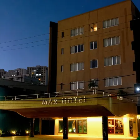 Rede Andrade Mar Hotel - Rio Vermelho Отели рядом с достопримечательностью «Пляж Ондина»