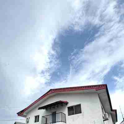 DEE OS' Hotel Hotel Exterior